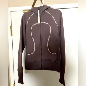 SPECIAL EDITION LuLu Lemon sweater- zip inside out into a pillow